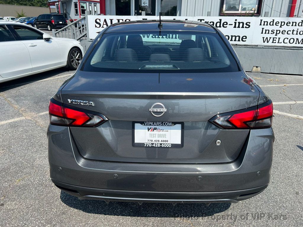 2024 Nissan Versa Sedan photo 5