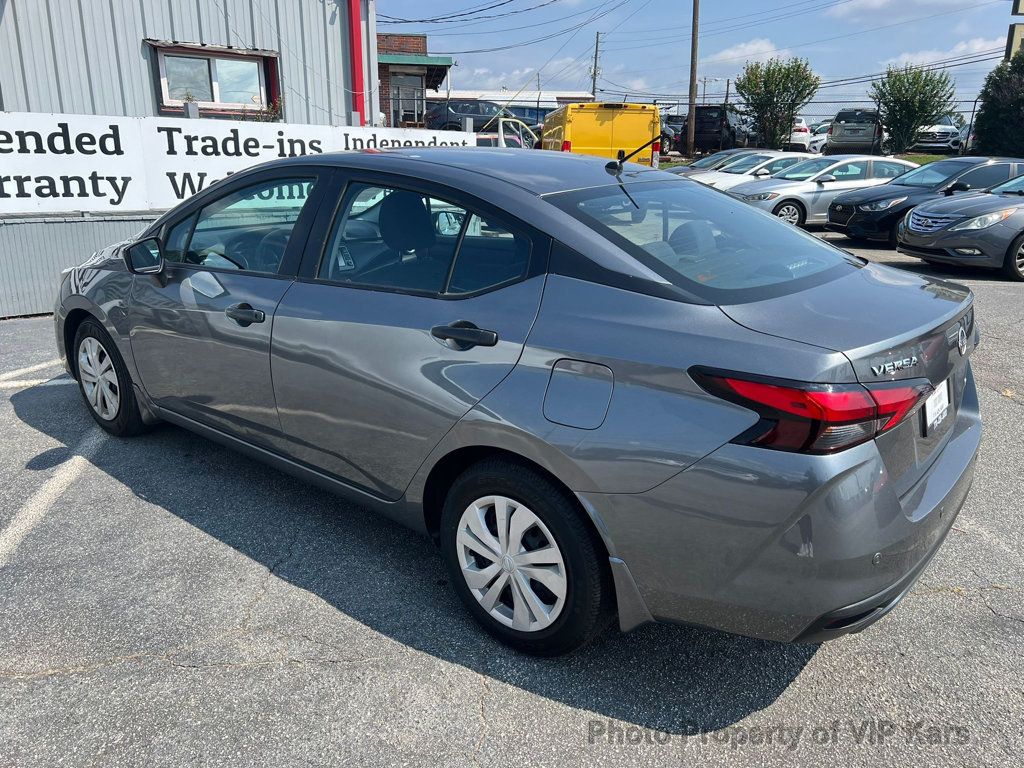 2024 Nissan Versa Sedan photo 6