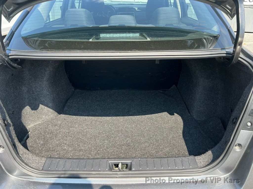 2024 Nissan Versa Sedan photo 7
