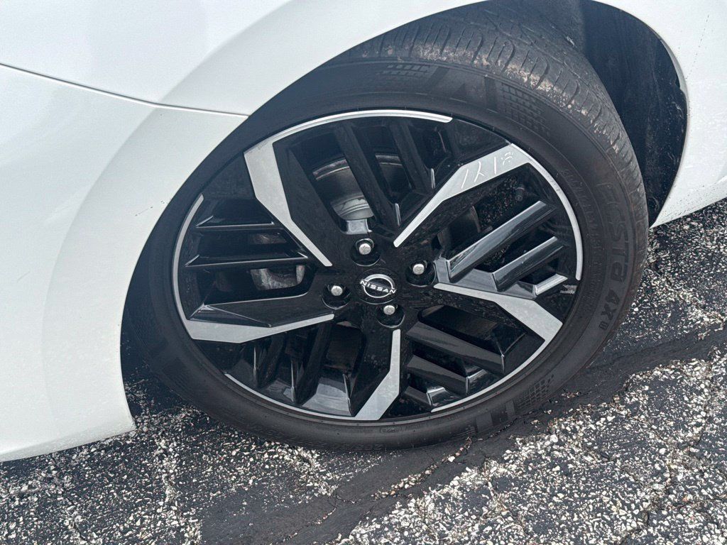 2024 Nissan Versa SR CVT - 23085198 - 1