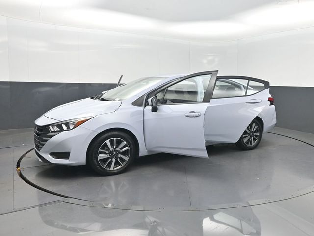 2024 Nissan Versa SV CVT - 23042921 - 33