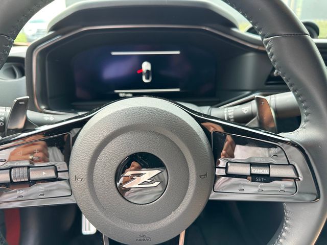 2024 Nissan Z LIMITED HERITAGE EDITION--900 MILES - 22961351 - 16