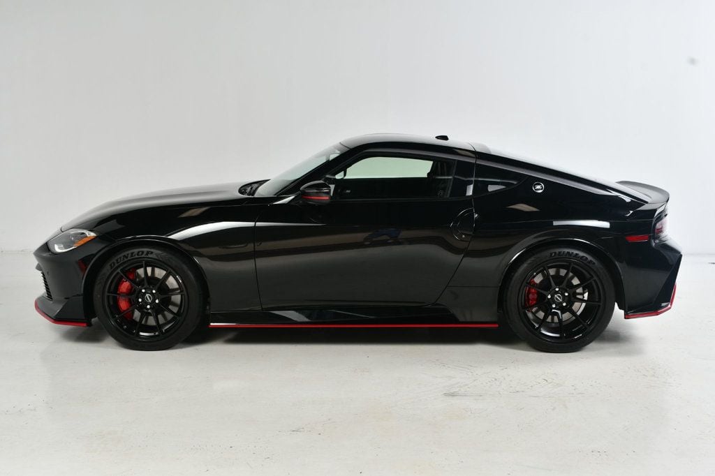 2024 Nissan Z Nismo photo 3