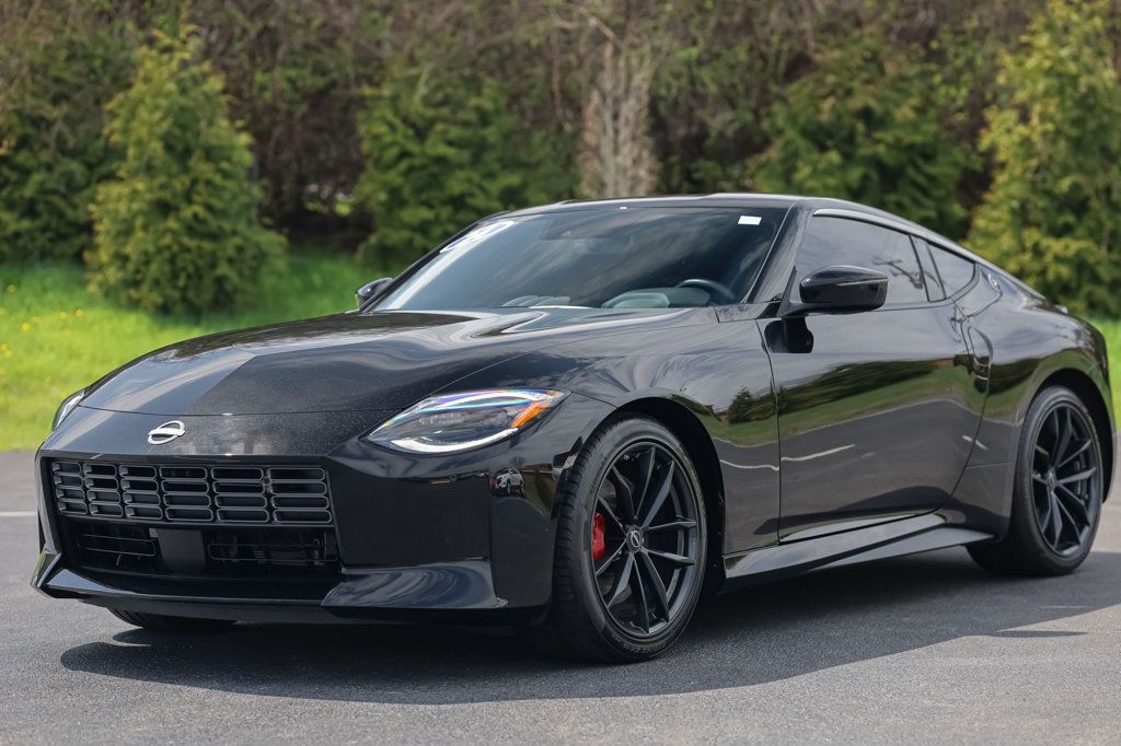 2024 Nissan Z Performance photo 2