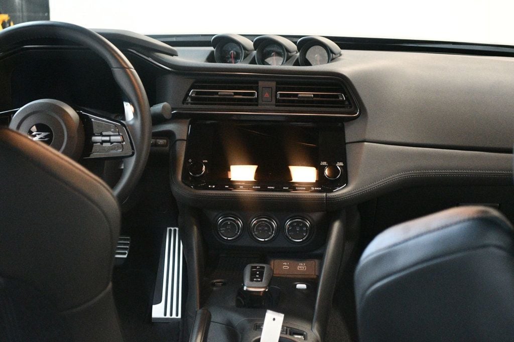 2024 Nissan Z Performance photo 5
