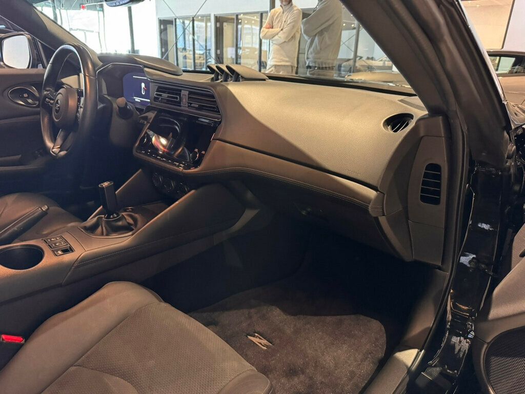 2024 Nissan Z Performance/Manual/UpgradedBrakes/4NewTires/HtdSeats/RevMatch - 22977073 - 19