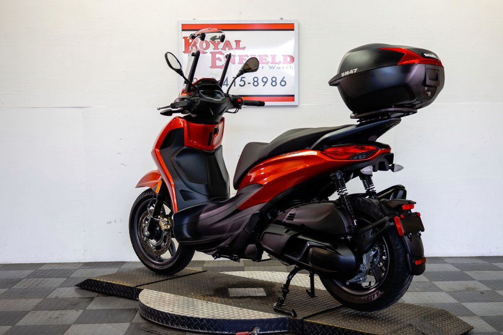 2024 PIAGGIO BV400S 1-OWNER LOW MILES!!! - 23004080 - 3