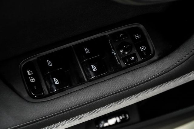 2024 Polestar 2 Long Range Dual Motor - 22959911 - 38