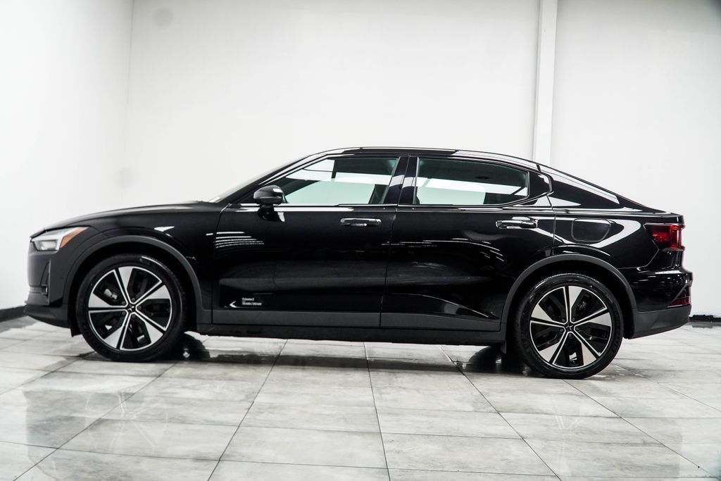 Polestar 2 photo 11