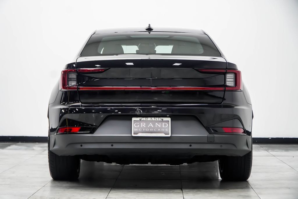 Polestar 2 photo 13
