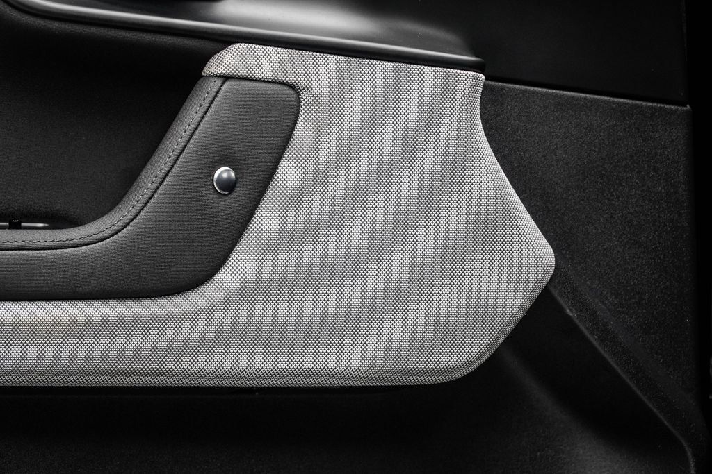 Polestar 2 photo 35