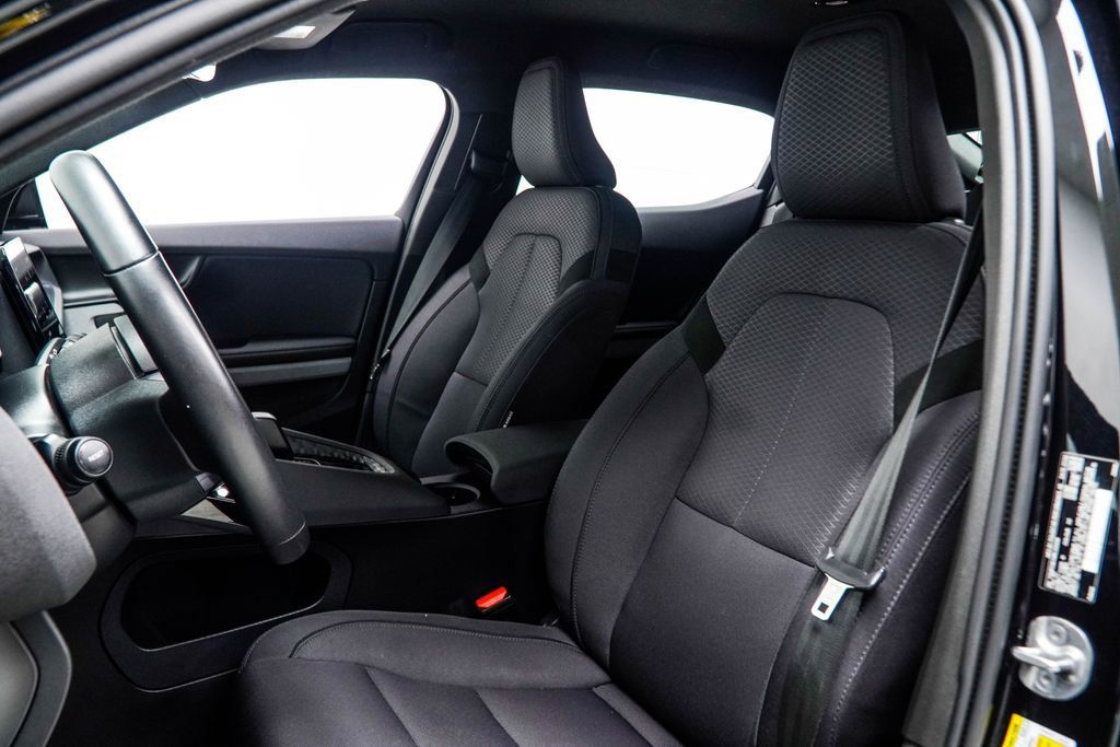 Polestar 2 photo 37