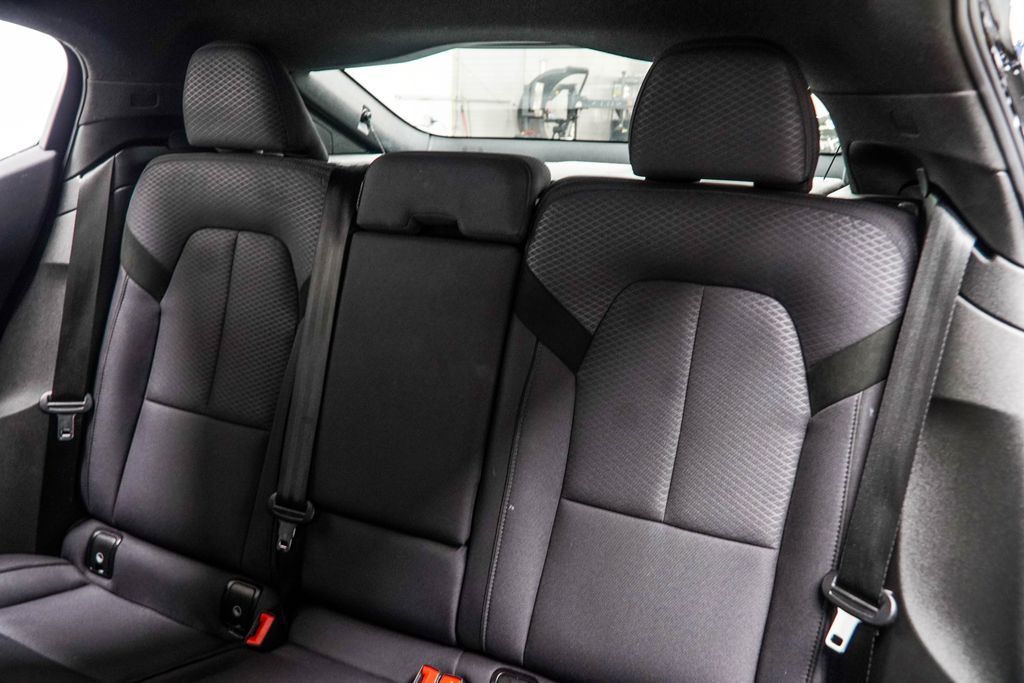 Polestar 2 photo 40