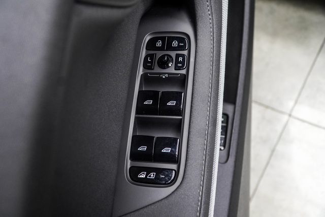 2024 Polestar 2 Long Range Dual Motor - 23075630 - 33