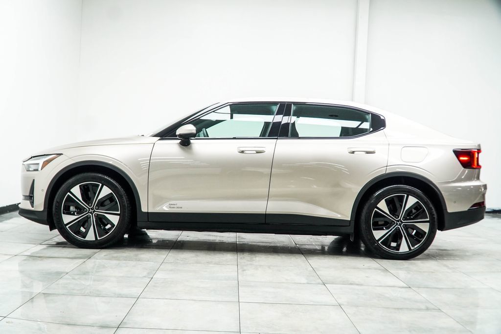 Polestar 2 photo 11