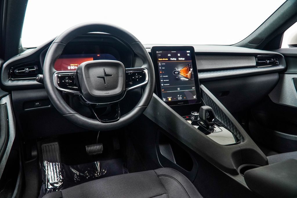 Polestar 2 photo 17