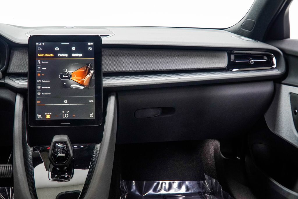 Polestar 2 photo 19