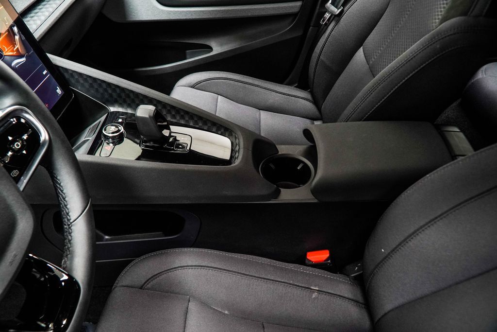 Polestar 2 photo 21
