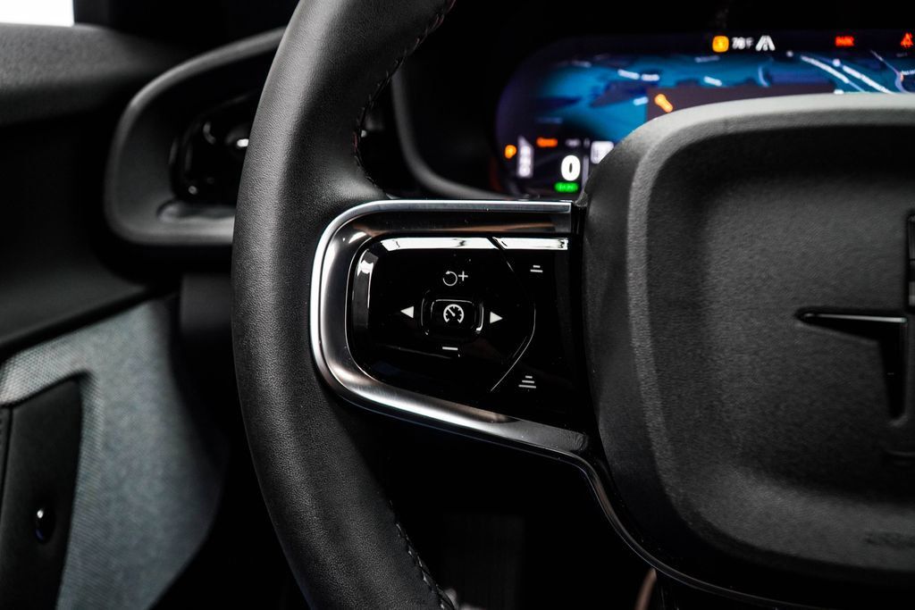 Polestar 2 photo 29
