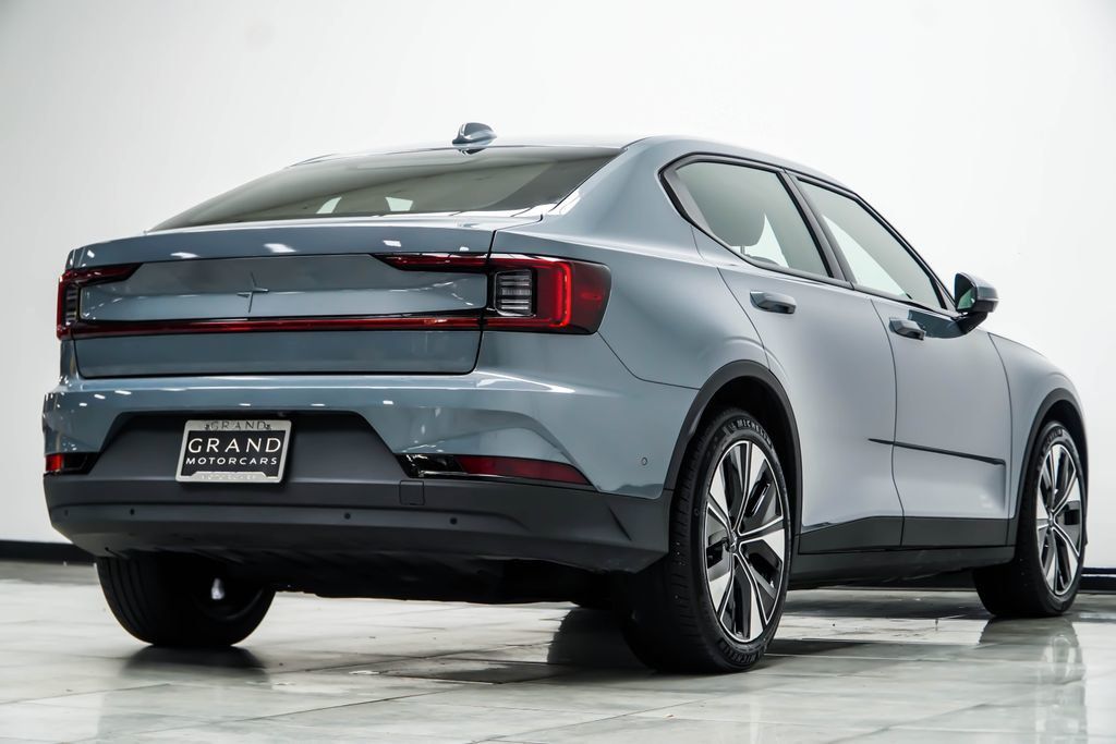 Polestar 2 photo 14