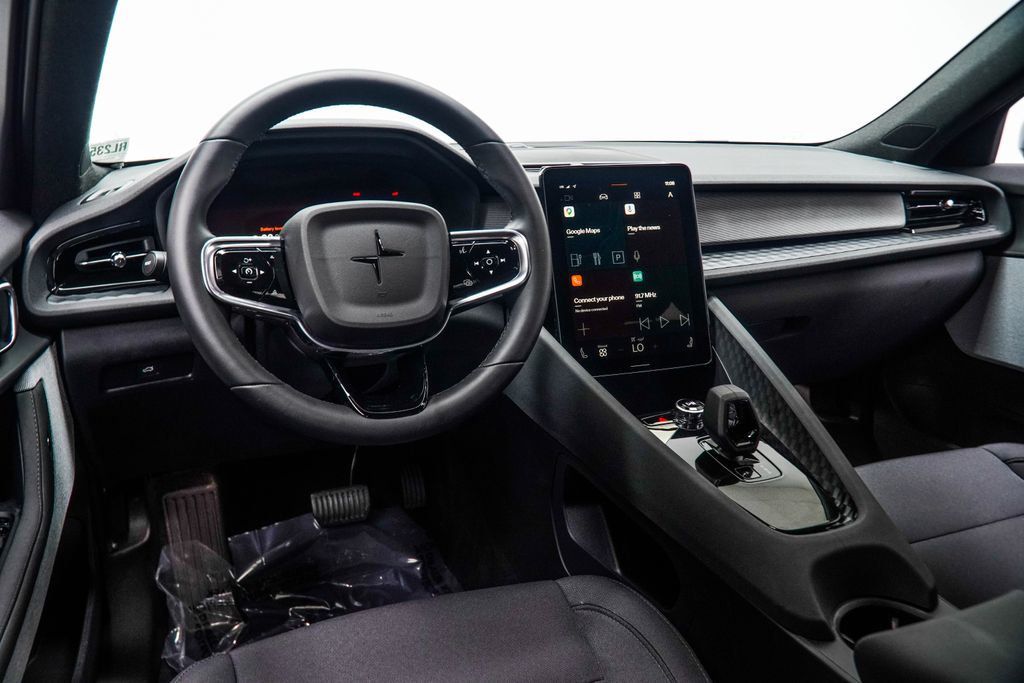 Polestar 2 photo 17