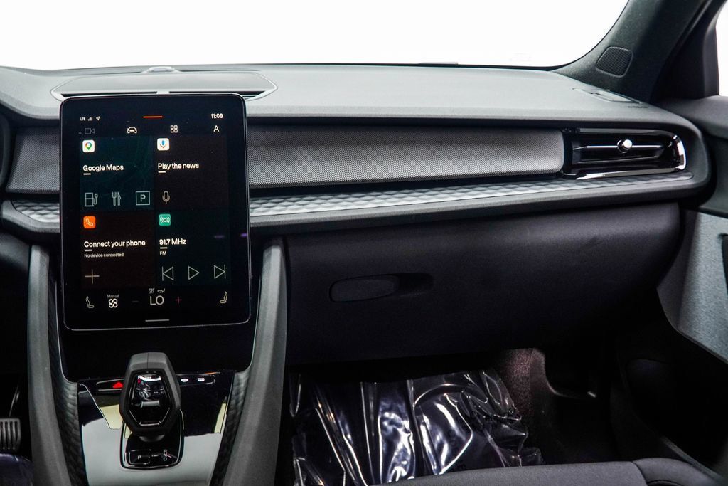 Polestar 2 photo 19