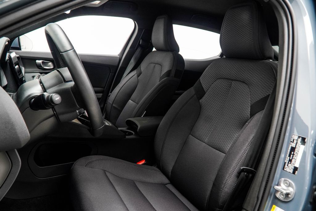 Polestar 2 photo 34