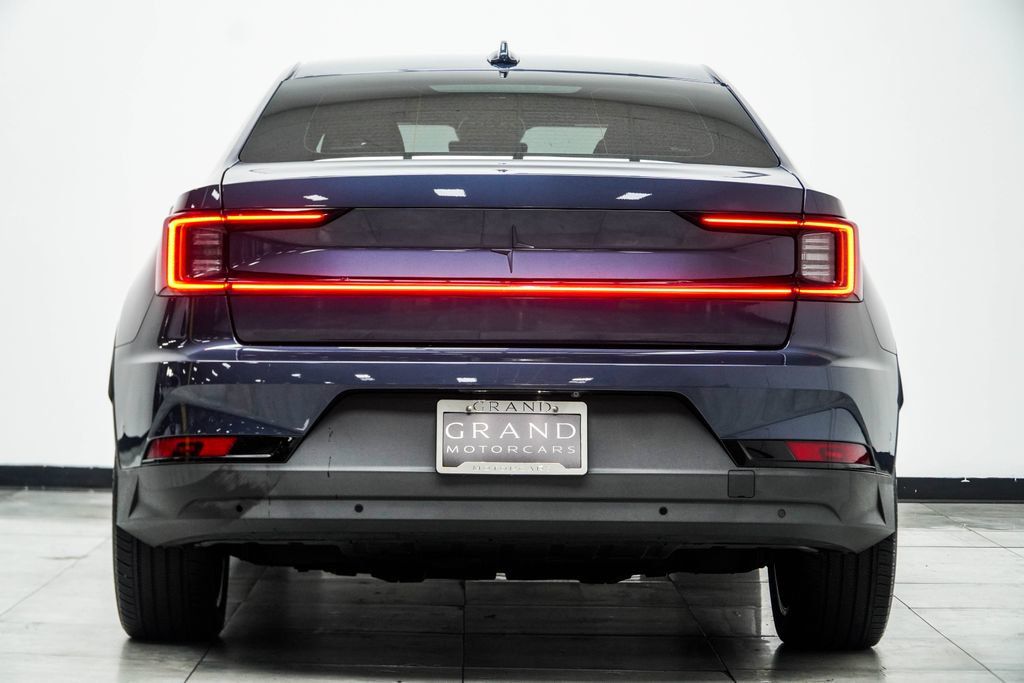 Polestar 2 photo 13