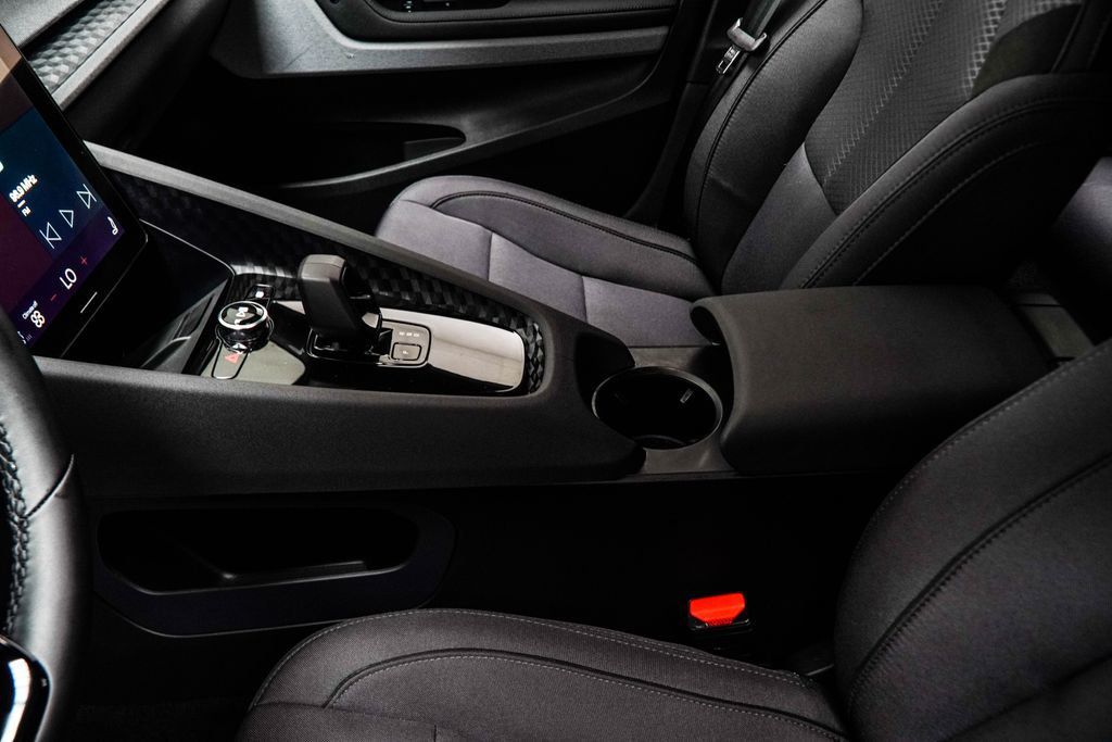 Polestar 2 photo 21
