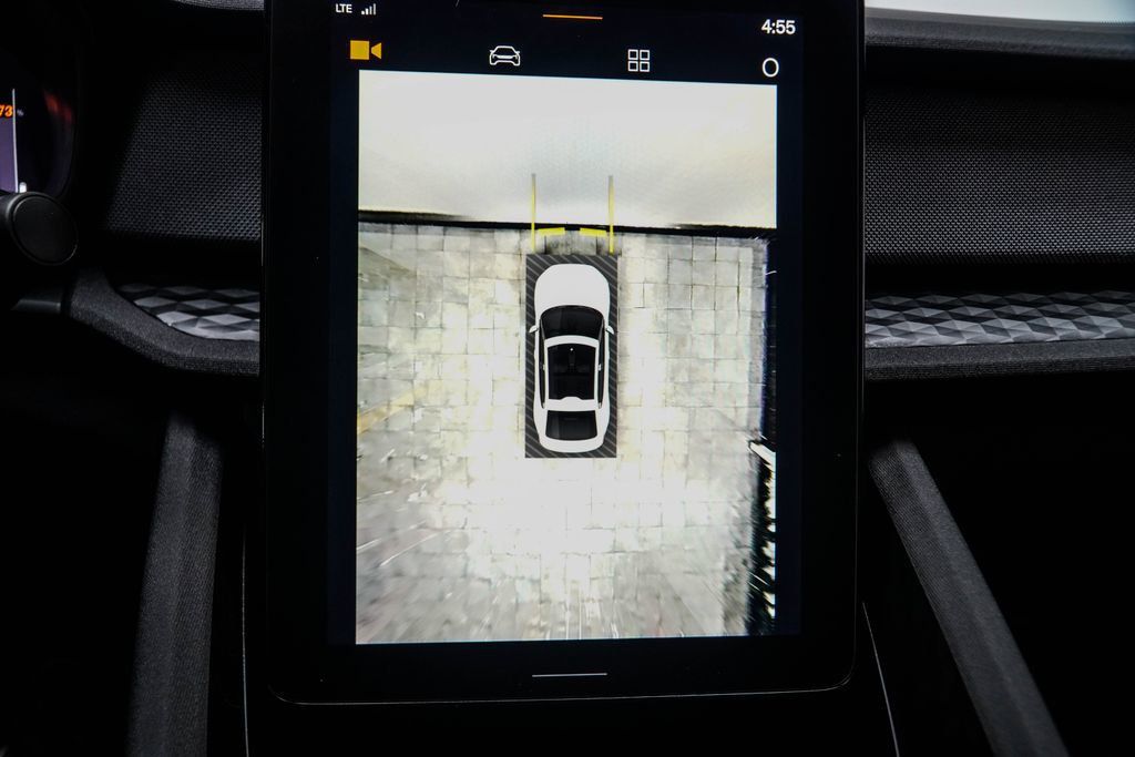 Polestar 2 photo 27