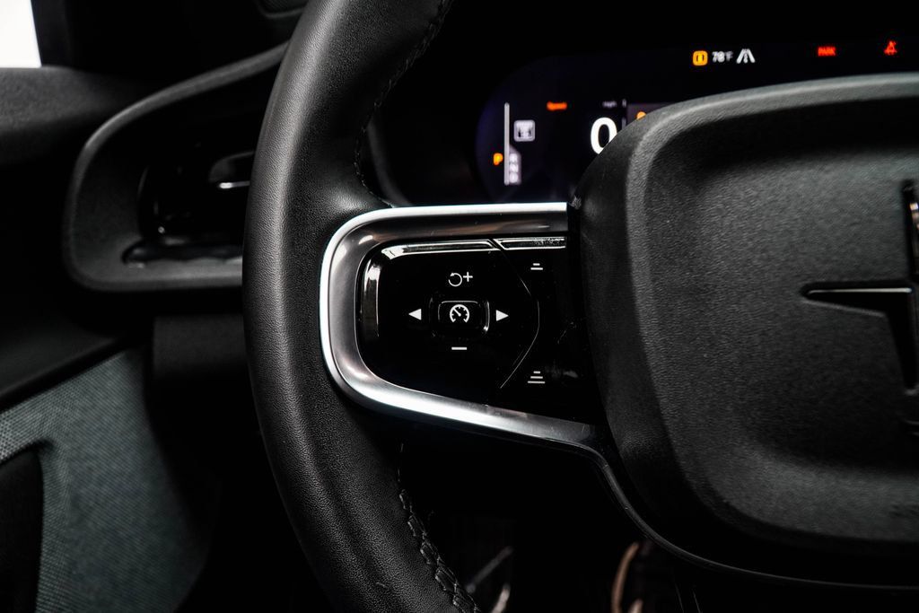 Polestar 2 photo 29