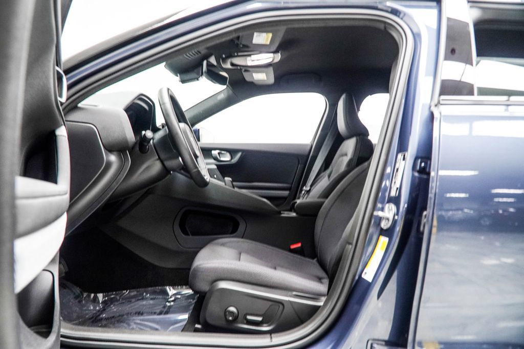 Polestar 2 photo 34