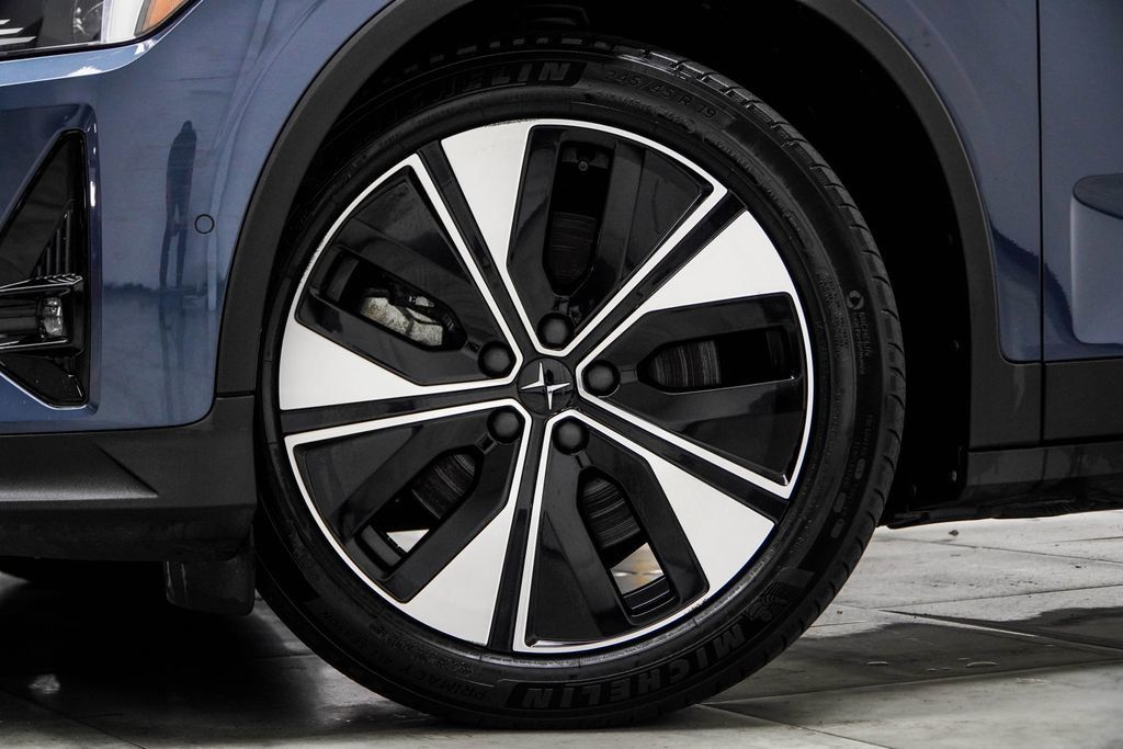 Polestar 2 photo 7