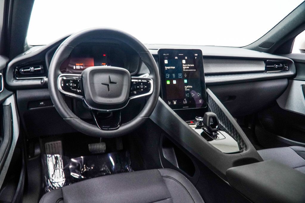Polestar 2 photo 17