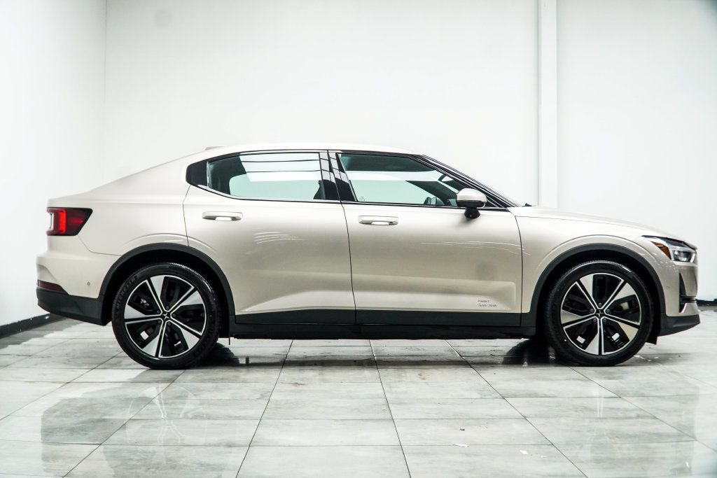 Polestar 2 photo 8