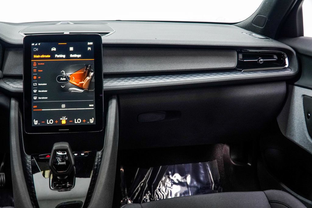 Polestar 2 photo 20