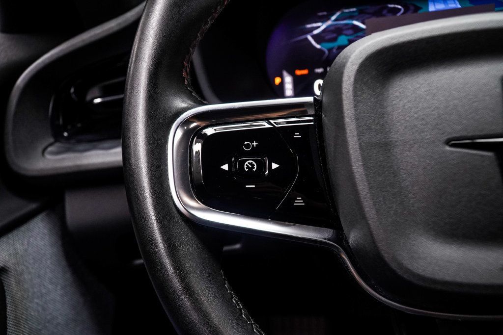 Polestar 2 photo 32