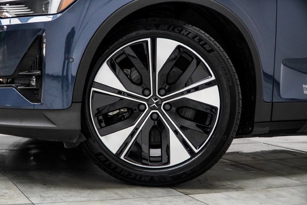 Polestar 2 photo 7