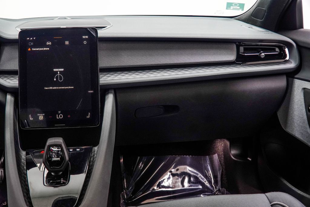 Polestar 2 photo 19