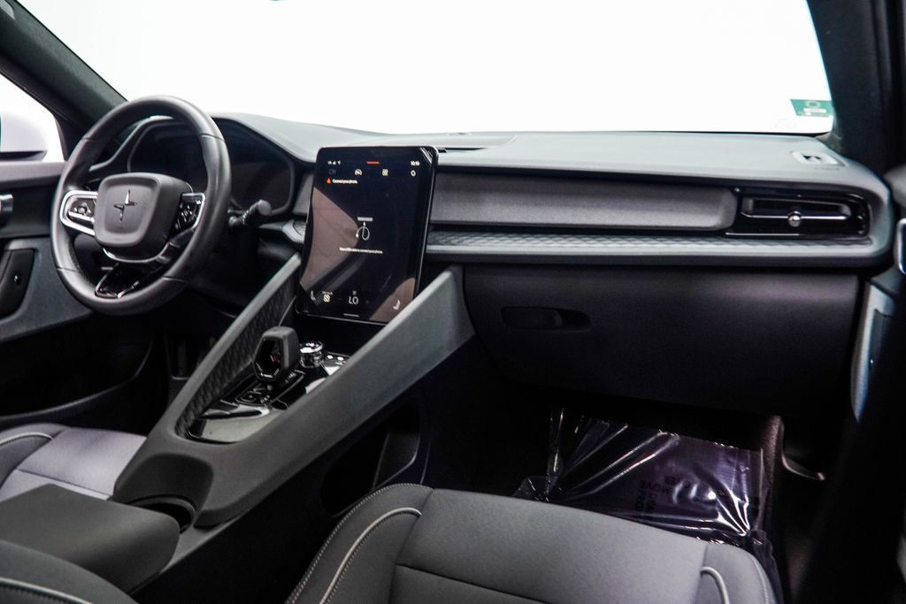 Polestar 2 photo 20