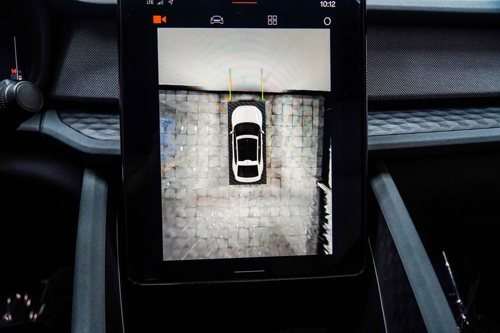 Polestar 2 photo 27