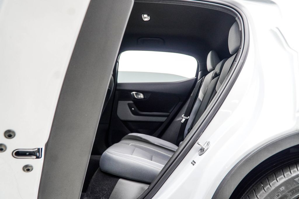Polestar 2 photo 37