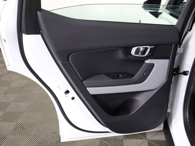 2024 Polestar 2 Long Range Dual Motor - 23067647 - 27