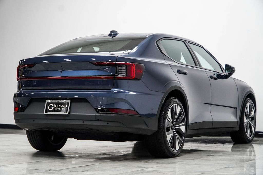 Polestar 2 photo 13