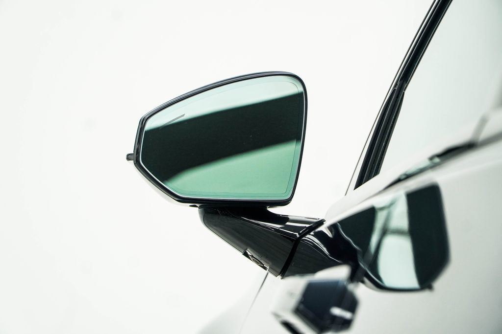 Polestar 2 photo 15