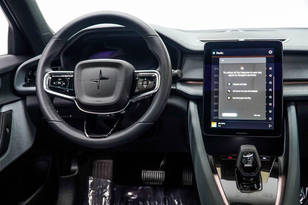 Polestar 2 photo 17