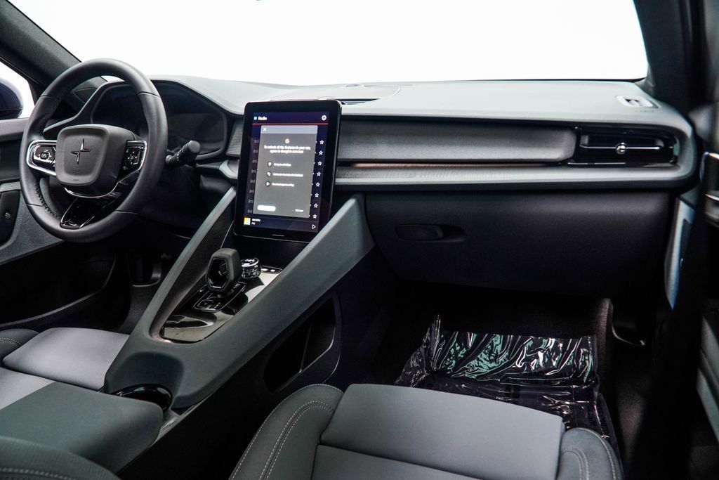 Polestar 2 photo 19