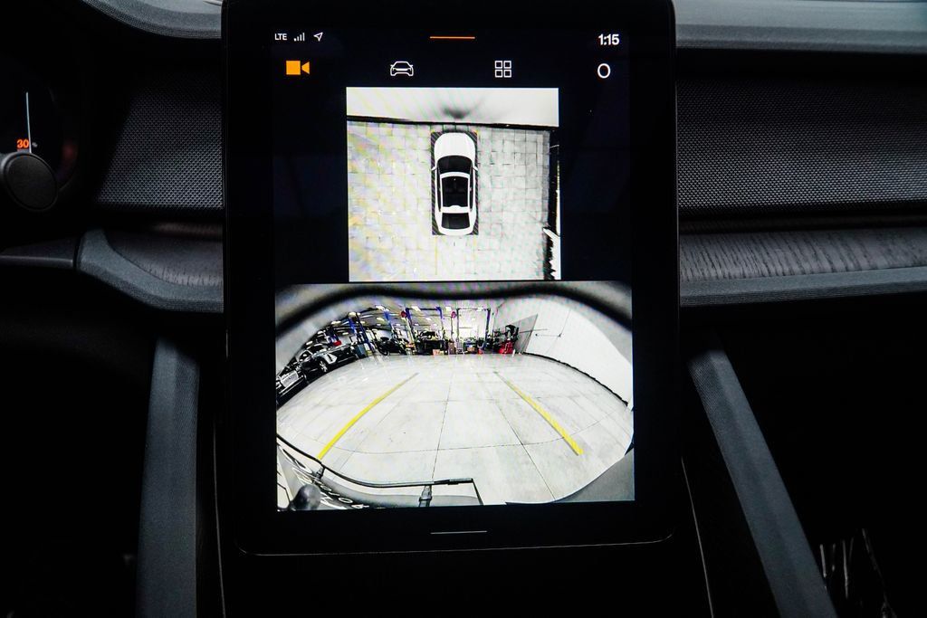 Polestar 2 photo 27
