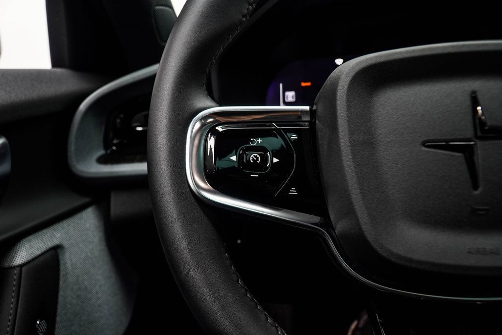 Polestar 2 photo 30
