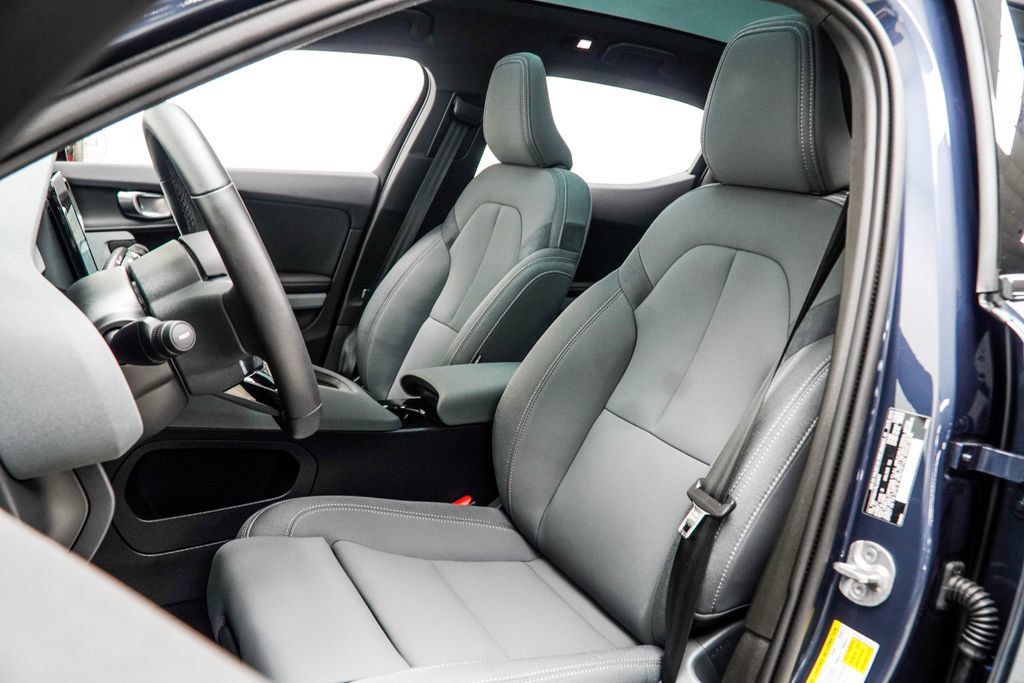 Polestar 2 photo 35